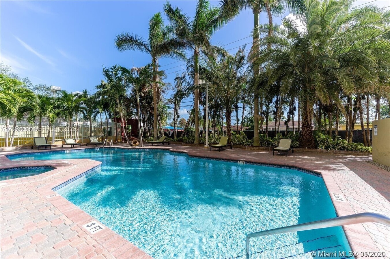 Photo - 3500 Coral Way Unit 812