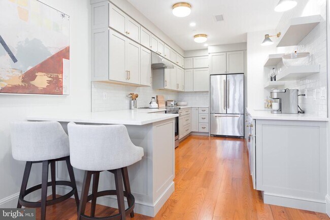 1641 R St NW Unidad PH