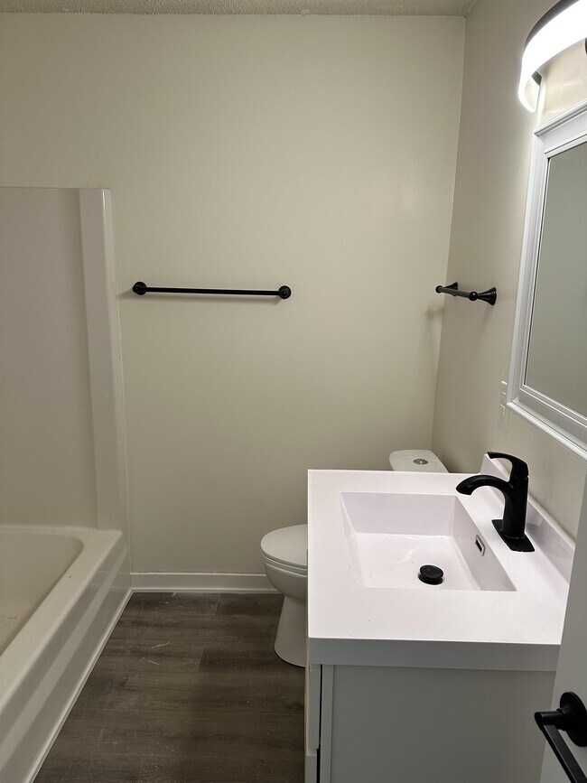 Photo - 640 S. 4th St.