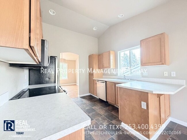 Photo - 18610 85th Ave E