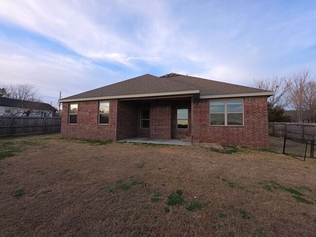 Photo - Lovely 3 bedroom home in northwest Fayetteville