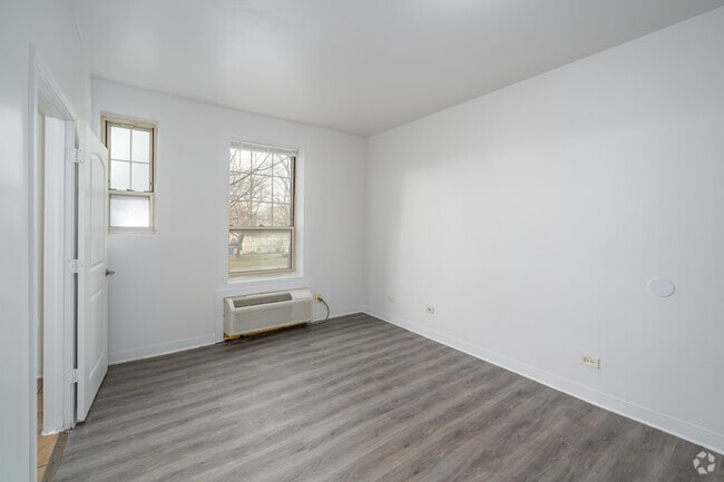 Layout 1 Studio - 300SF - Living Area/ Bedroom - 4114 W Washington Blvd