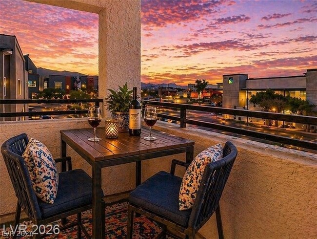Photo - 129 Laguna Cmns Ln