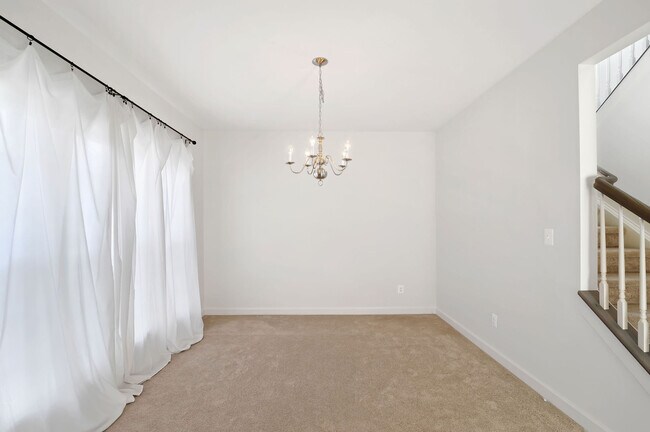 Photo - 30 Jeanette Ct