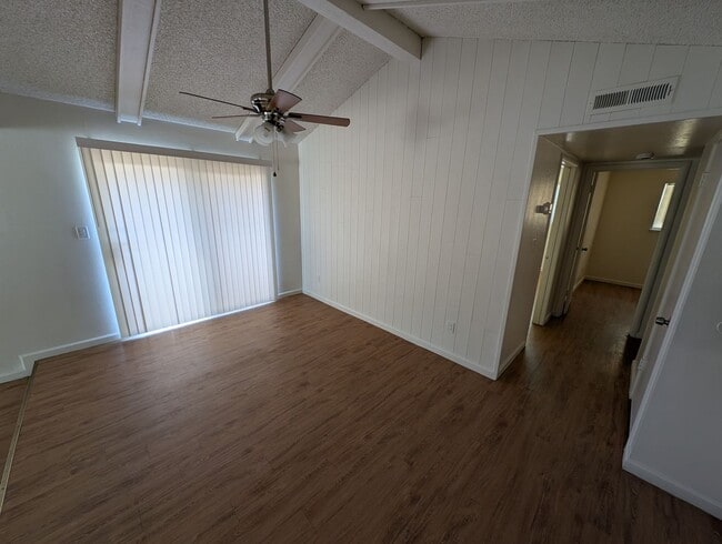 Building Photo - Clinton Unit 1140 Rental