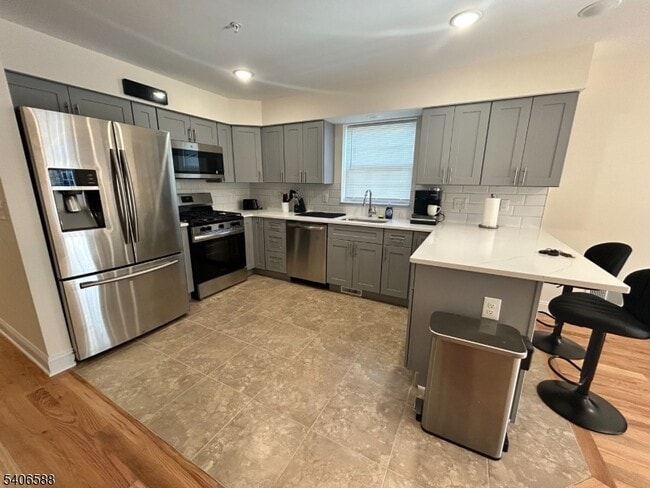 Photo - 337 13th Ave Unit 1