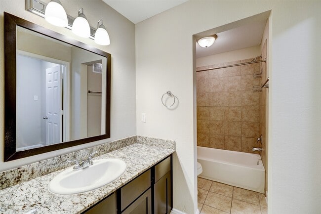 Building Photo - 1600 W T C Jester Blvd Unit 25 Rental