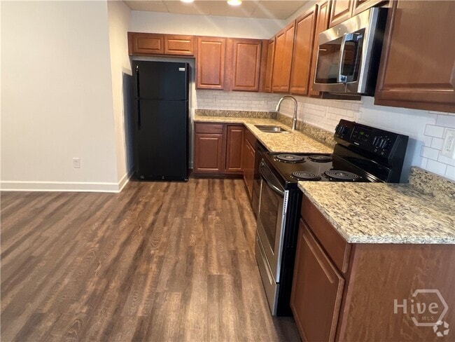 Building Photo - 247 E Washington St Unit 105 Rental