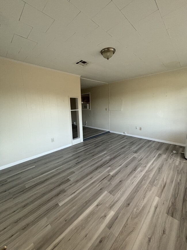 Photo - 3503 W Congress St