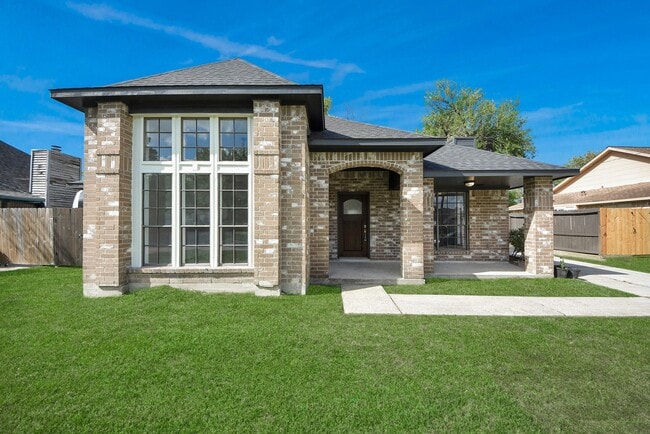 Photo - 1114 N Nottingham