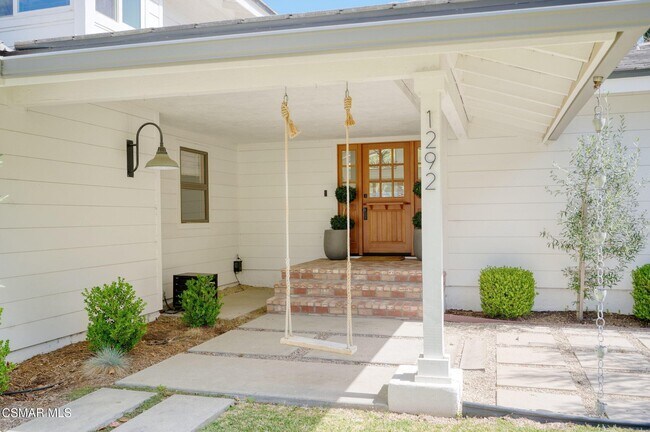 Photo - 1292 Brookview Ave