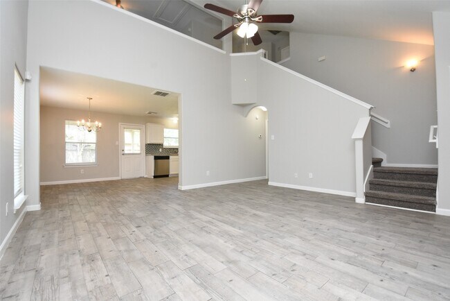 Photo - 21603 Falvel Lake Dr