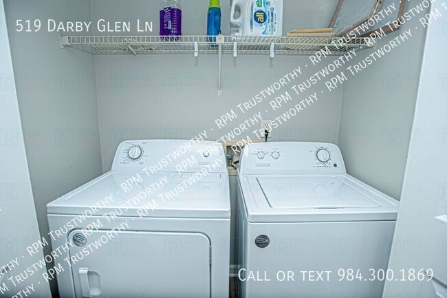 Photo - 519 Darby Glen Ln