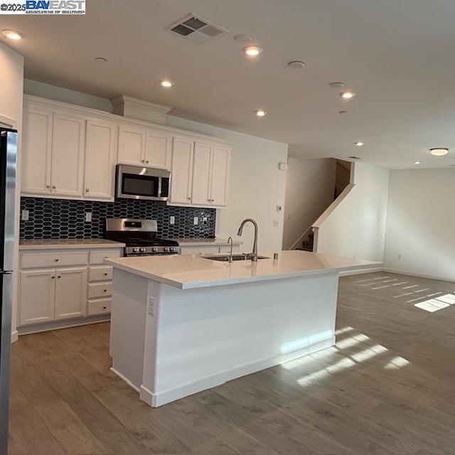 Photo - 1500 Landing St