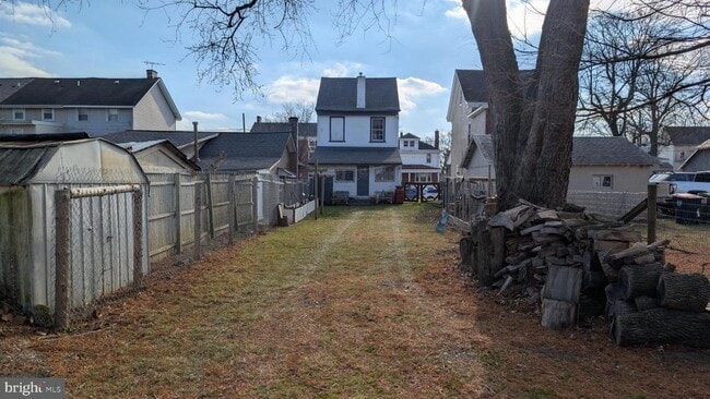 Photo - 421 Broad St