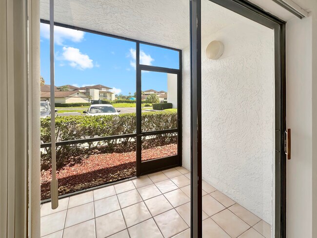 Photo - 3351 Twin Lakes Terrace Unit 102