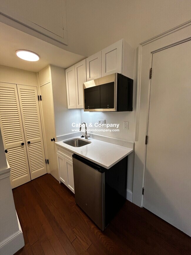 Photo - 229 Beacon St