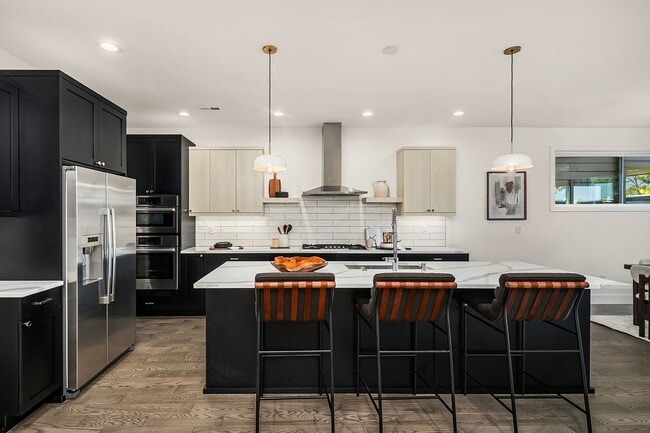 Photo - 4bd/3.25 Kirkland Home