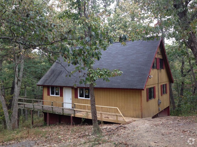 Building Photo - 149 Hemlock Ln Rental