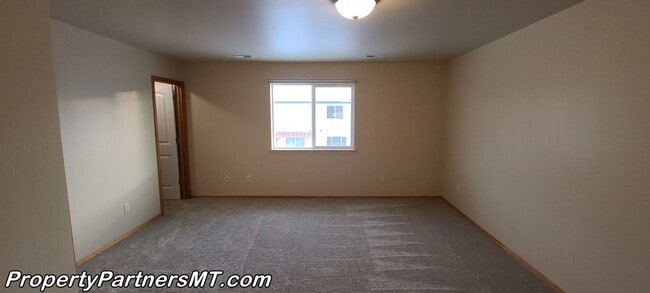 Photo - Very Nice 3 Bed 2.5 Bath Town house in River Rock Subdivision!