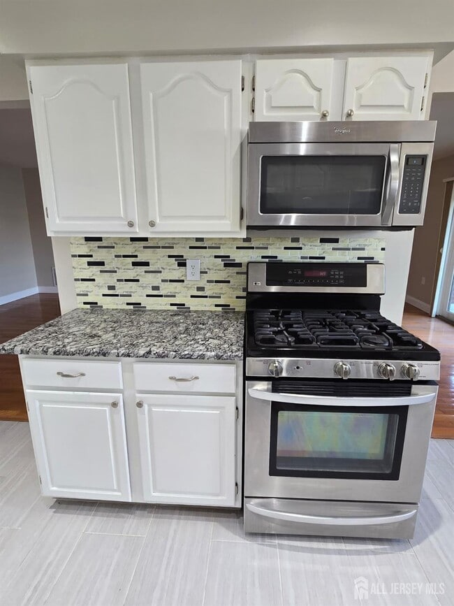 Photo - 144 Beverly Hl Ter Unit F