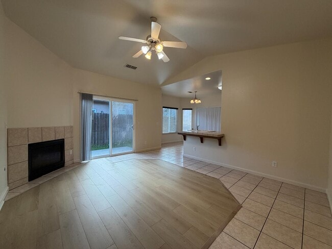 Photo - 4723 W Clinton Ave