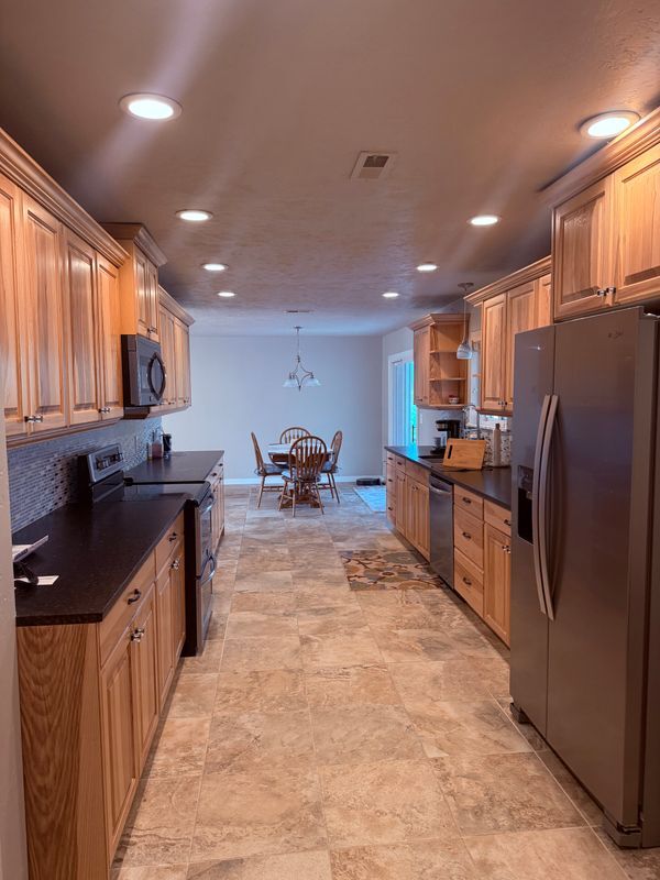 13561 Willis Rd