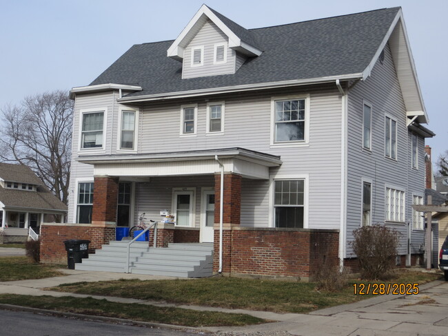 Photo - 107 W 3rd St