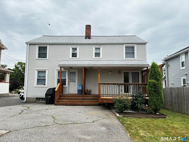 Photo - 424 Rockwell Ave