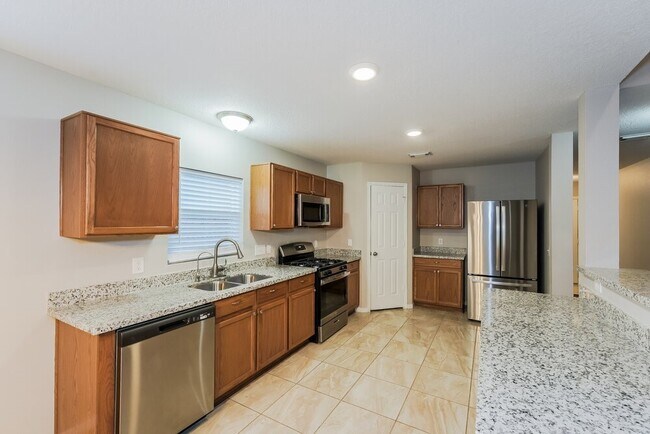 Photo - 17506 Hoover Gardens Dr