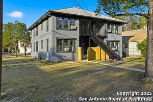 Photo - 438 W Kings Hwy