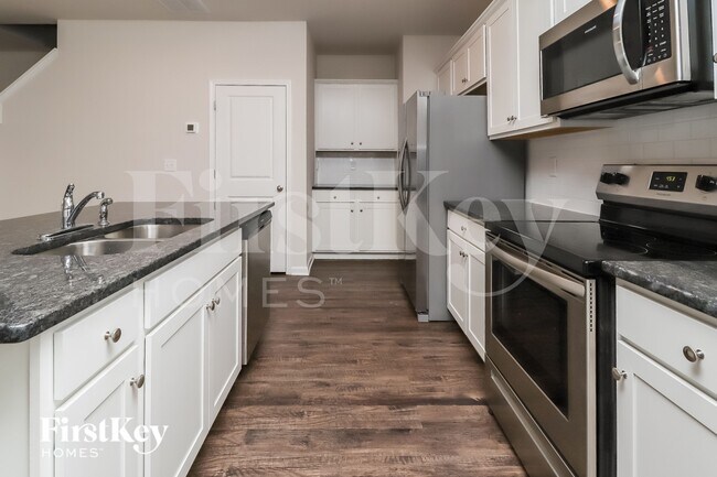 Photo - 2041 Cypress Village Dr NW