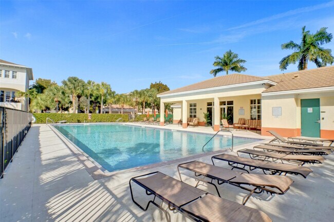 Photo - 617 SW 2nd Dr