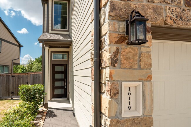 Photo - 16119 Northern Cardinal Ln