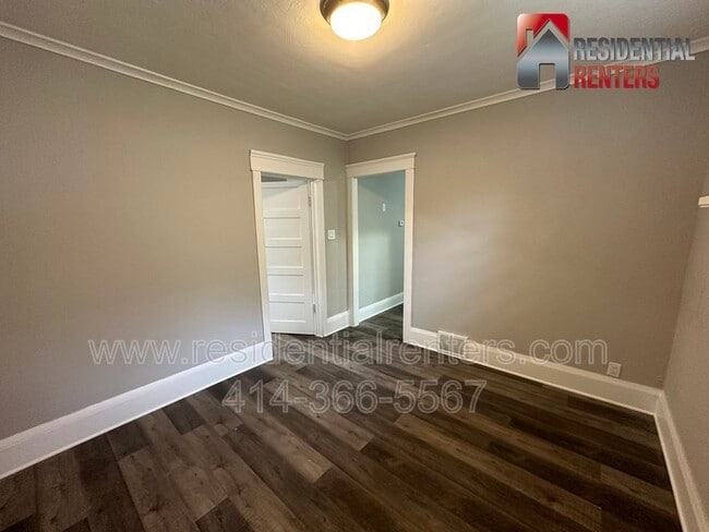 4220 W Hampton Ave