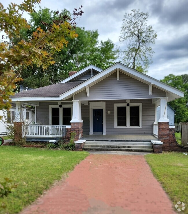 Building Photo - 316 McLeod St Rental