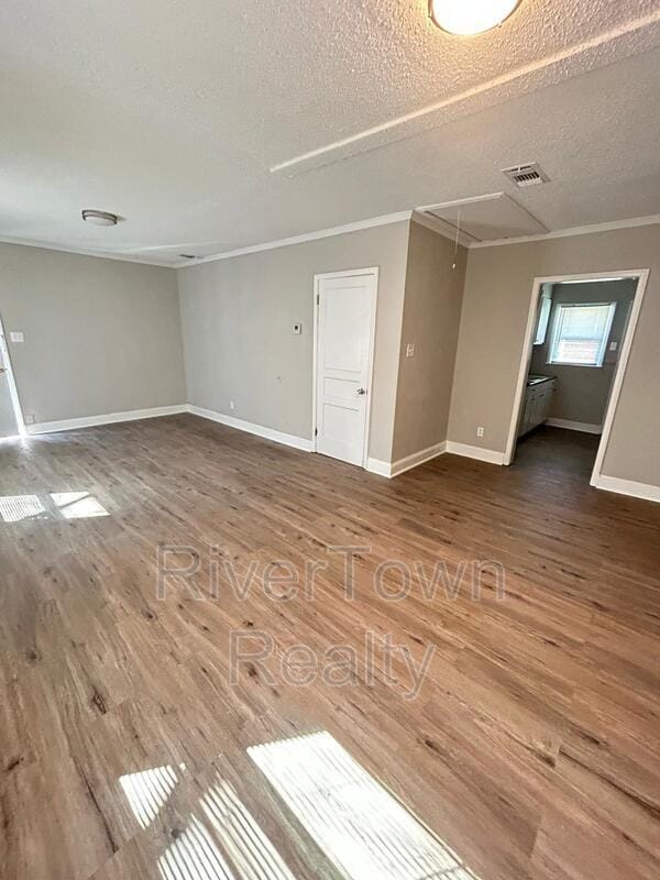 Building Photo - 2144 Henry Cir