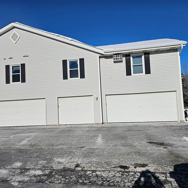 Building Photo - 284 Minz Park Cir Unit 4