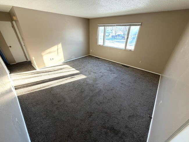 Photo - 24-30 Colter Loop Drive Unit 24