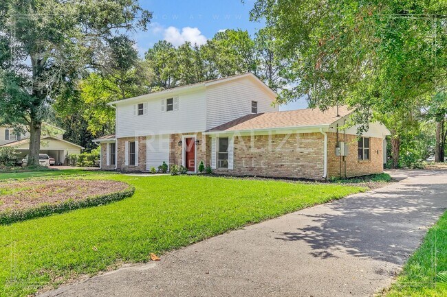 Photo - Newly Renovated 3 Bed / 2.5 Bath with Doub...