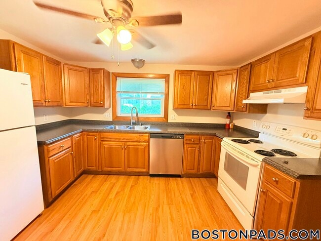 100 Readville St