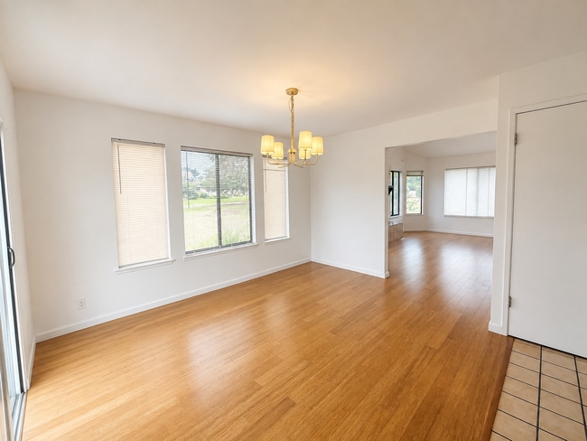 Photo - Beautiful Royal Oaks Home