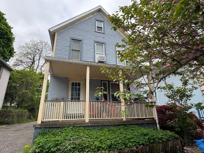 Photo - 235 Henrietta St Apartment Unit DN