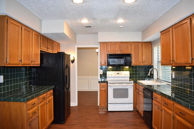 Photo - 414 Teal Wood Ln