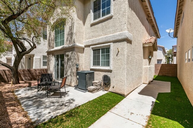 Photo - GORGEOUS OPEN FLOORPLAN*GATED COMMUNITY*CO...