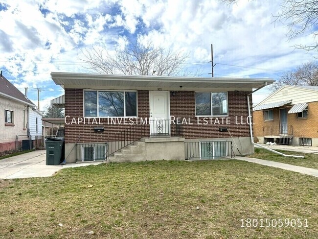 Building Photo - 421 N Oakley St Unit A