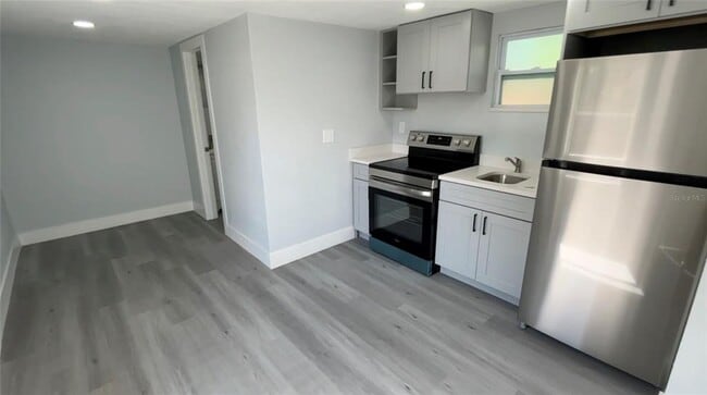 Photo - 2105 N Allendale Ave