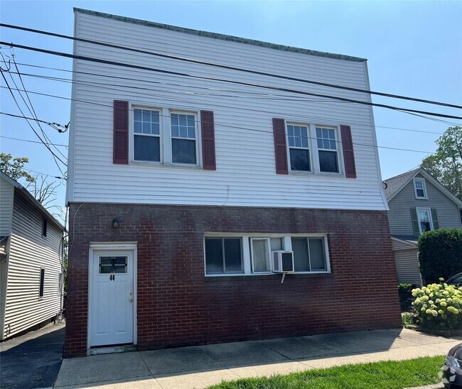 Building Photo - 44 Avenue A Unit 2nd Fl Front Rental