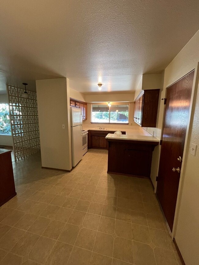Photo - Anderson 1403-1405 Unidad 1405