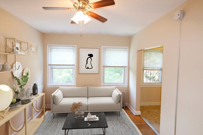 Photo - 116 44th Street NE